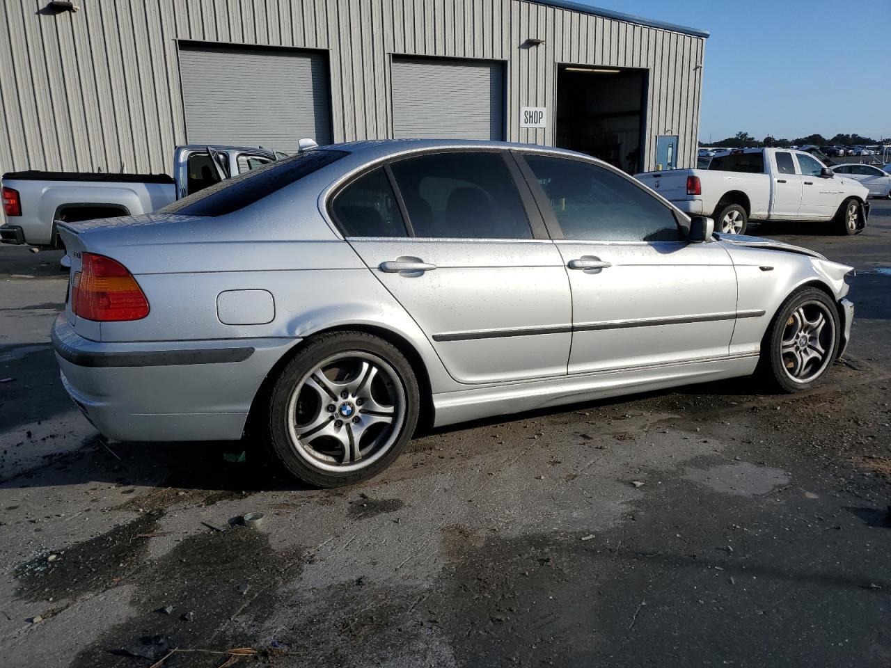 2004 BMW 3 SERIES