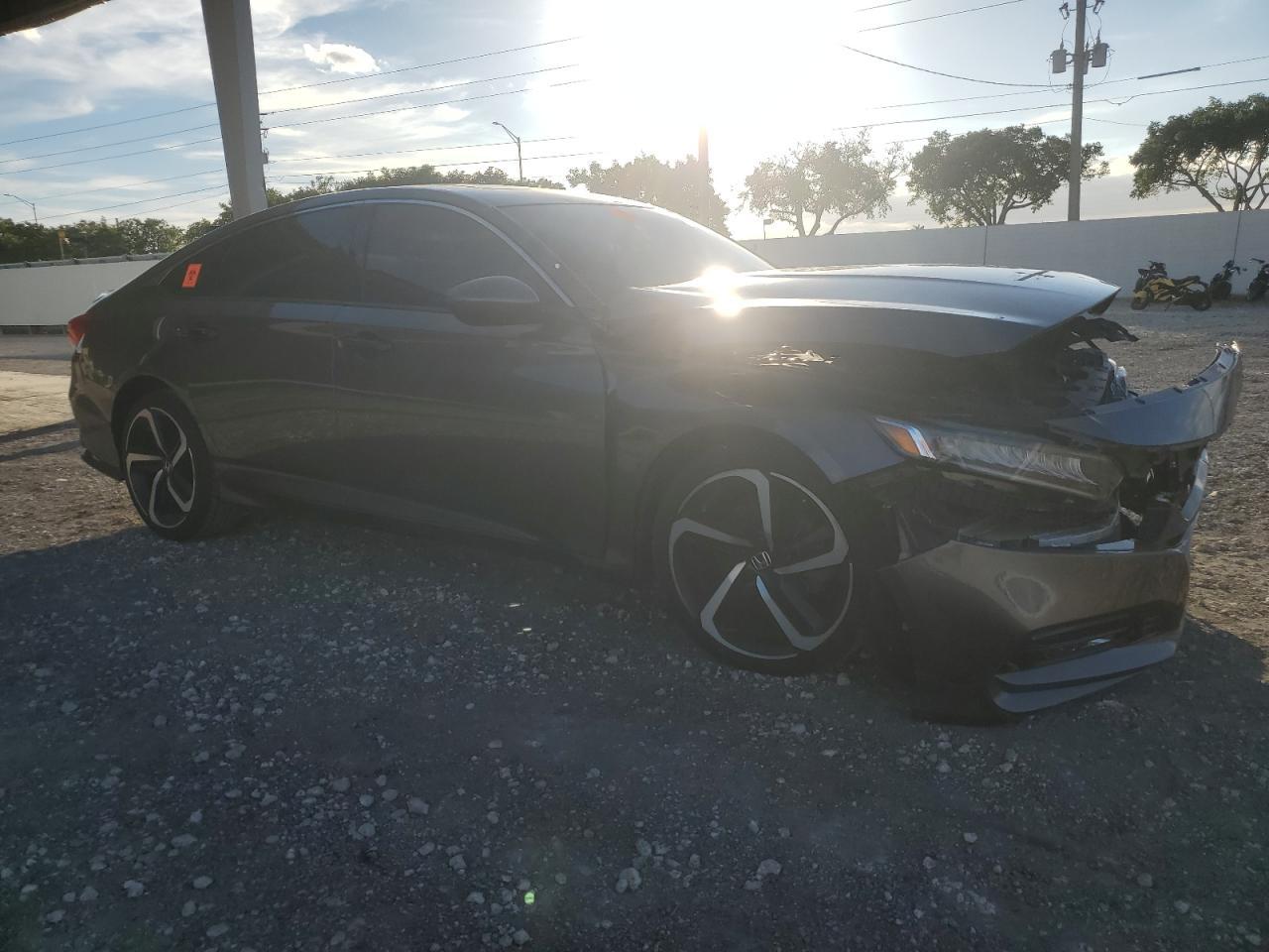 2018 HONDA ACCORD