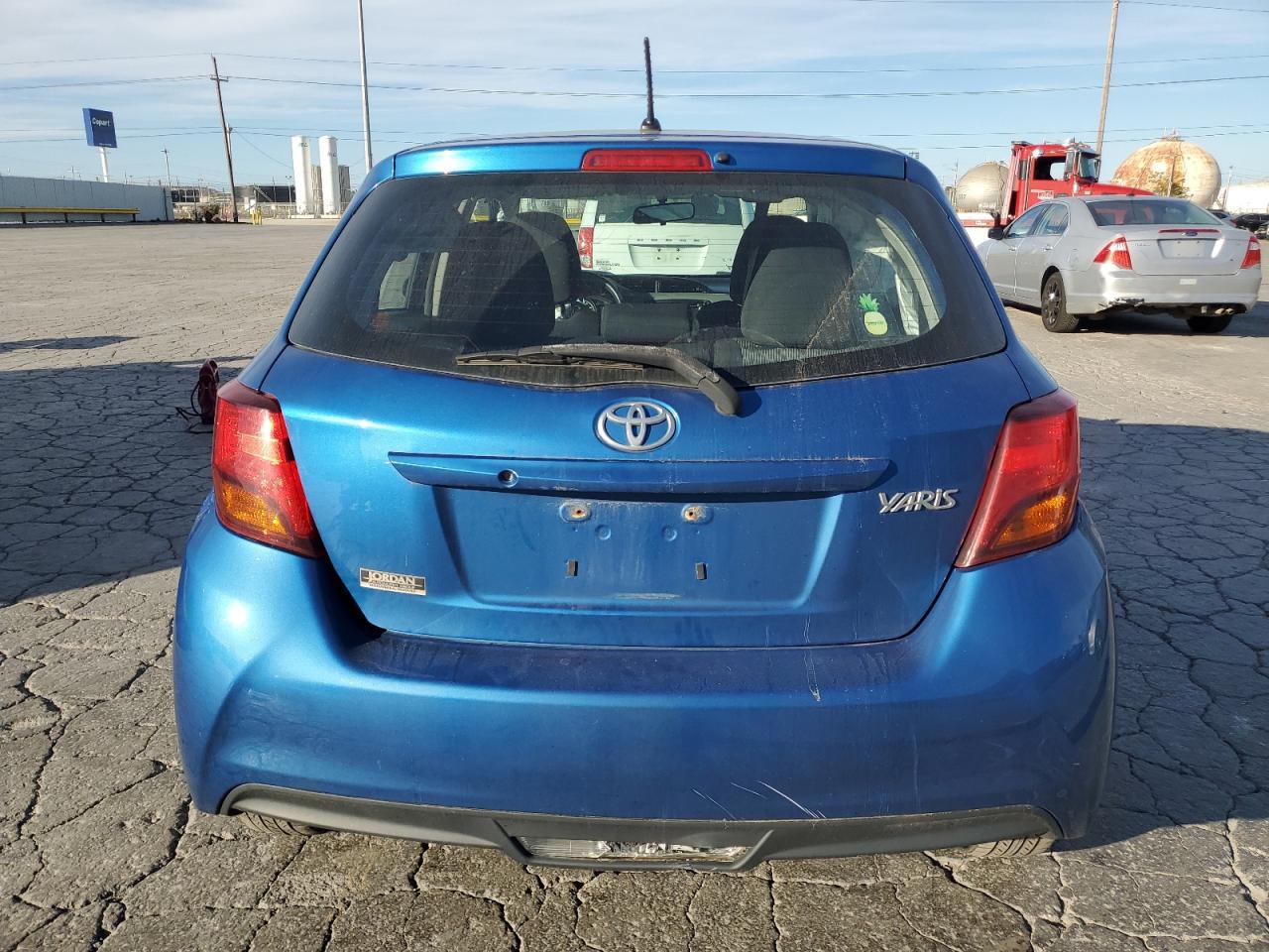 2016 TOYOTA YARIS