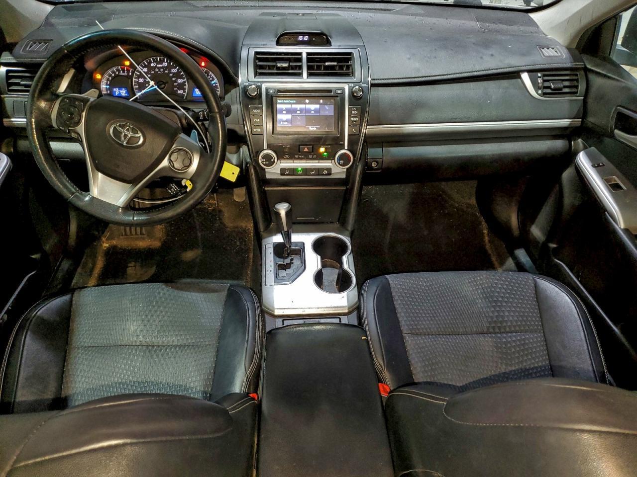 2014 TOYOTA CAMRY