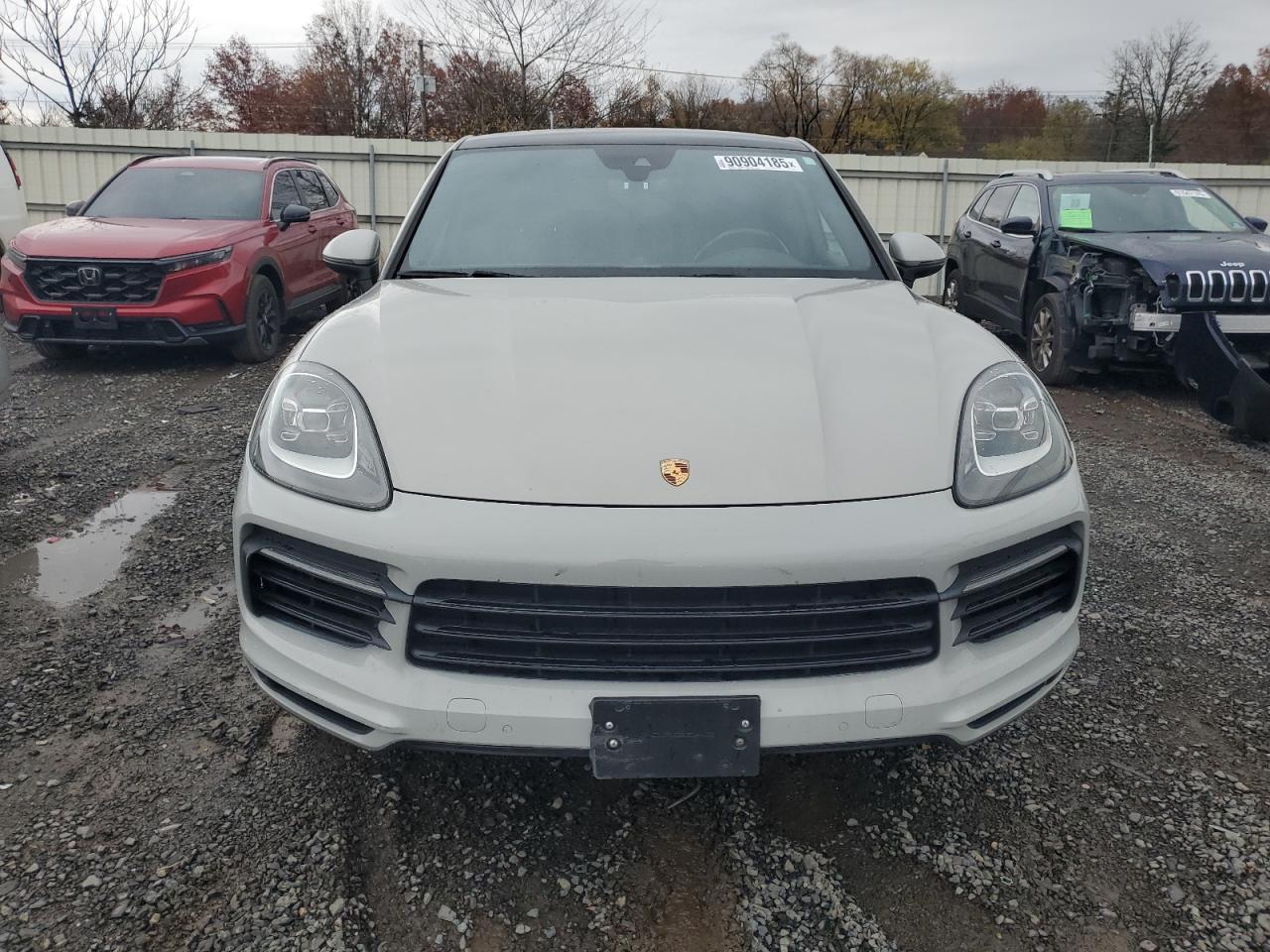 2021 PORSCHE CAYENNE