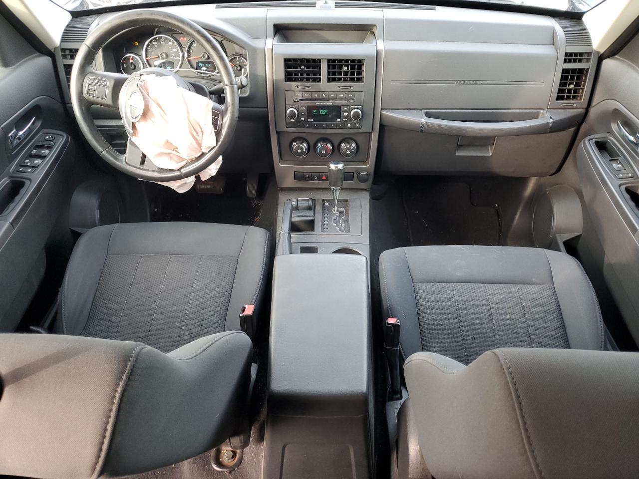 2012 JEEP Liberty