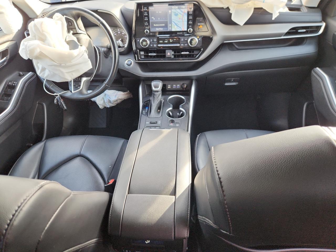 2022 TOYOTA HIGHLANDER