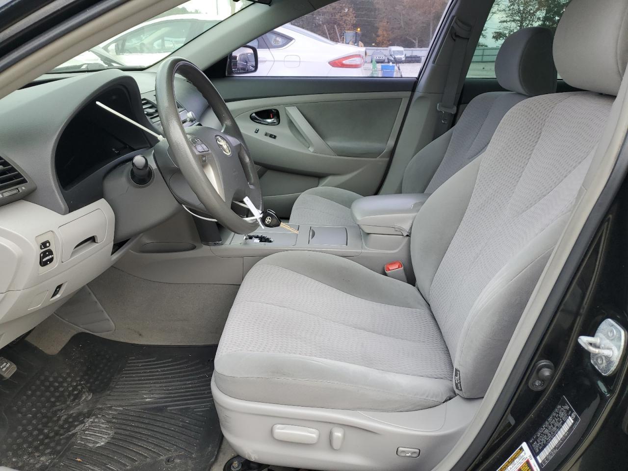 2010 TOYOTA CAMRY
