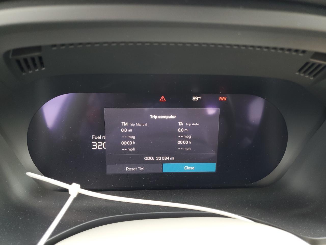 2022 VOLVO XC60
