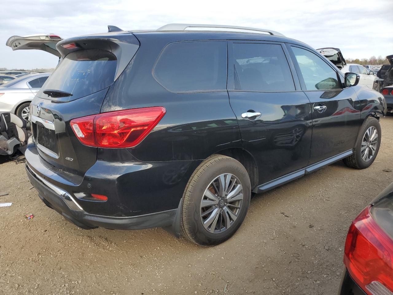2019 NISSAN PATHFINDER