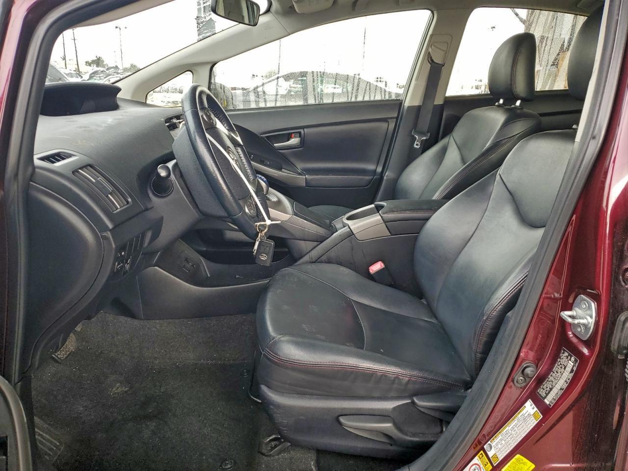 2013 TOYOTA PRIUS