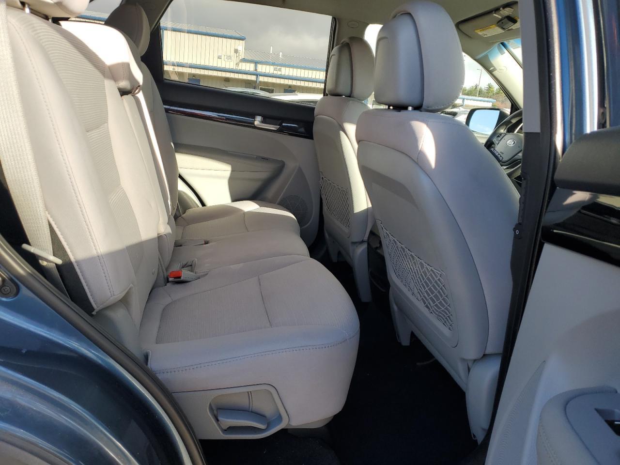 2014 KIA SORENTO
