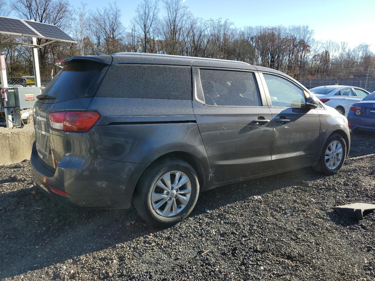 2016 KIA SEDONA