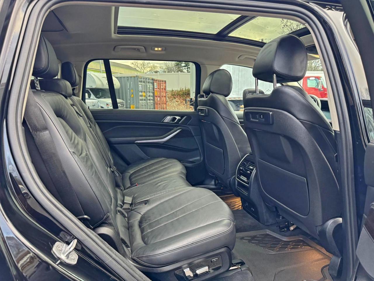 2020 BMW X7
