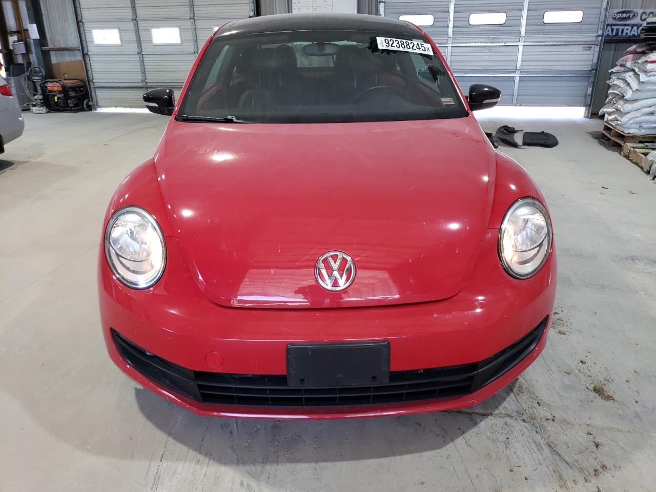 2013 VOLKSWAGEN Beetle