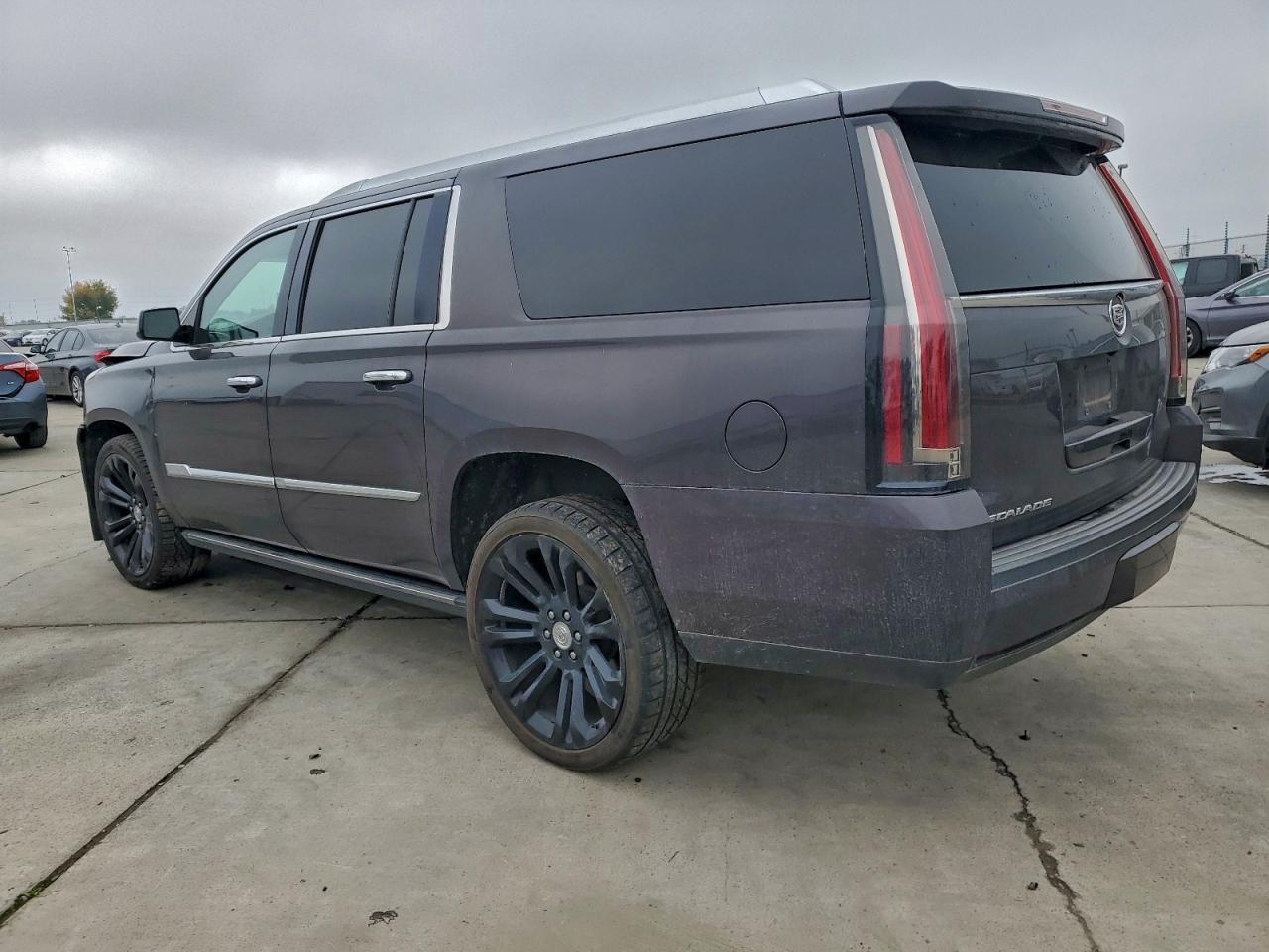 2015 CADILLAC Escalade ESV