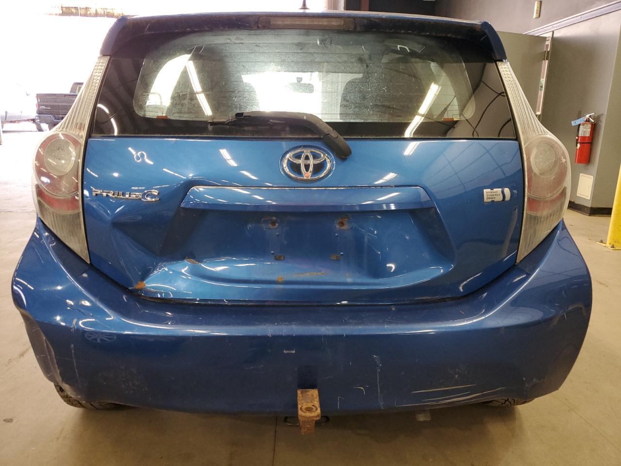 2013 TOYOTA Prius c