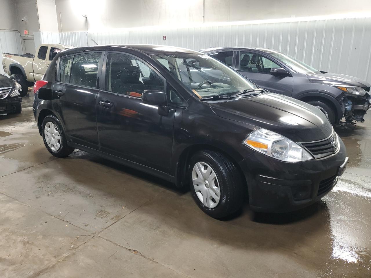 2011 NISSAN VERSA