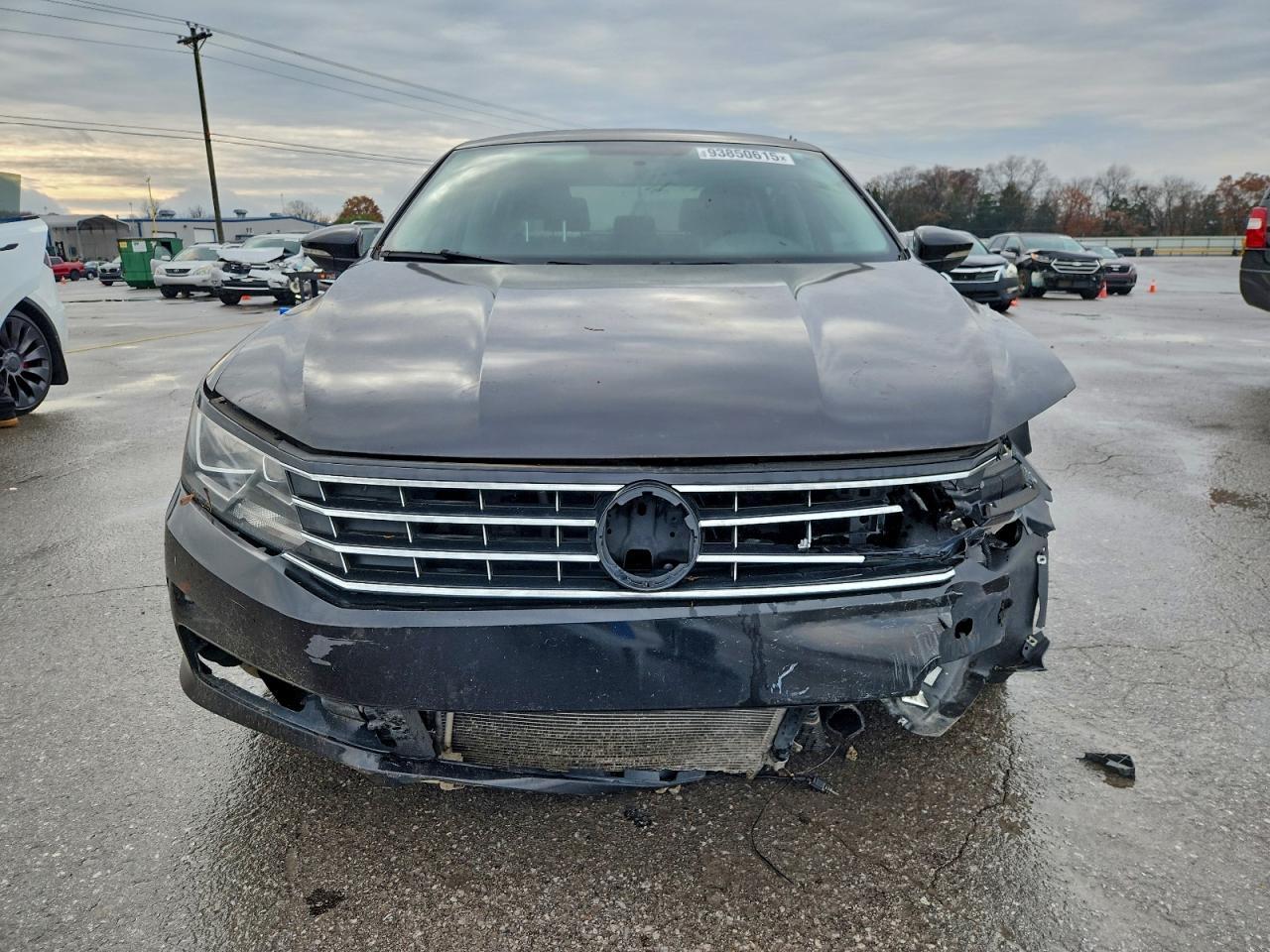 2016 VOLKSWAGEN Passat