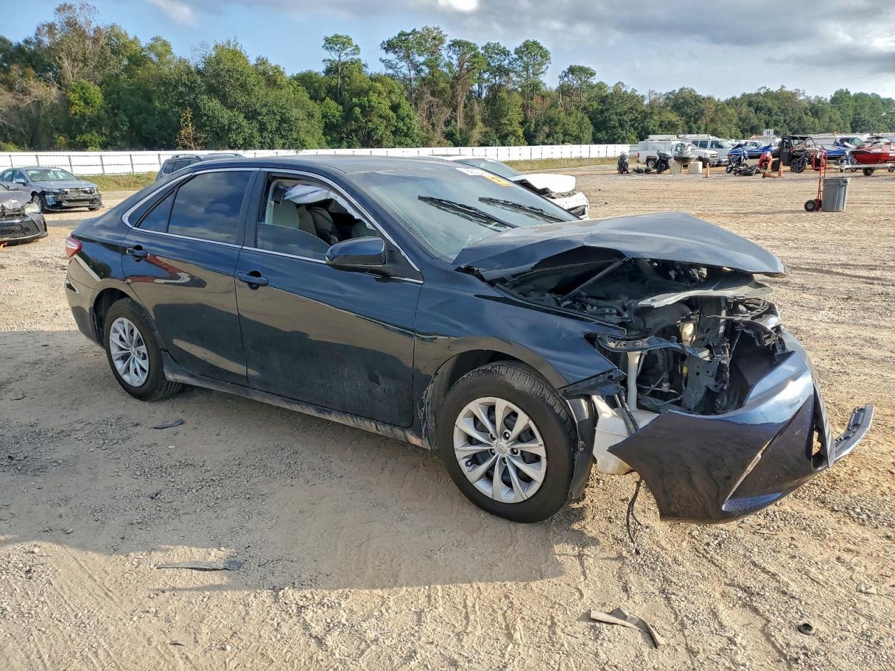 2015 TOYOTA CAMRY