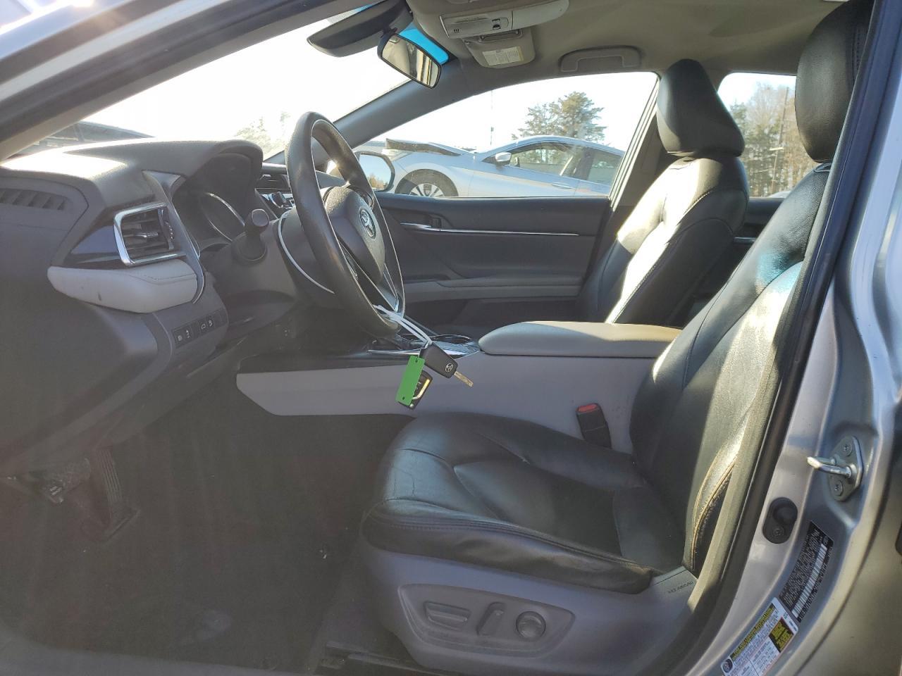 2018 TOYOTA CAMRY