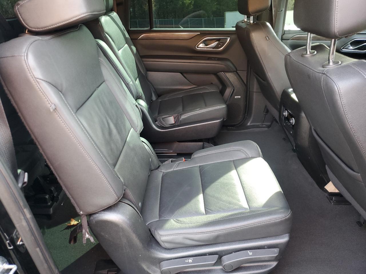 2023 CHEVROLET Suburban