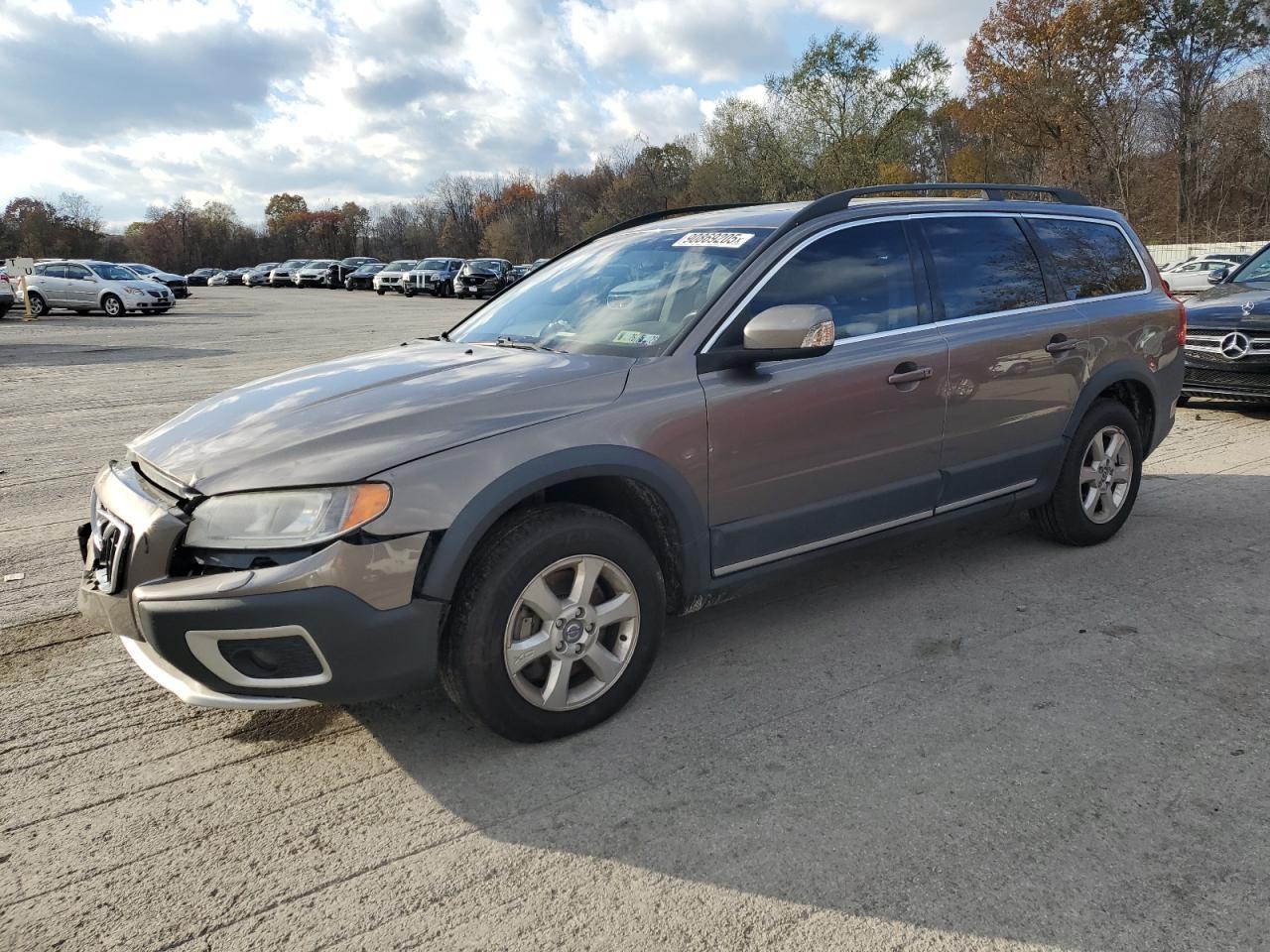 2010 VOLVO XC70