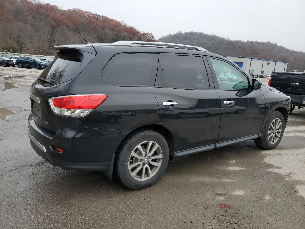 2016 NISSAN PATHFINDER