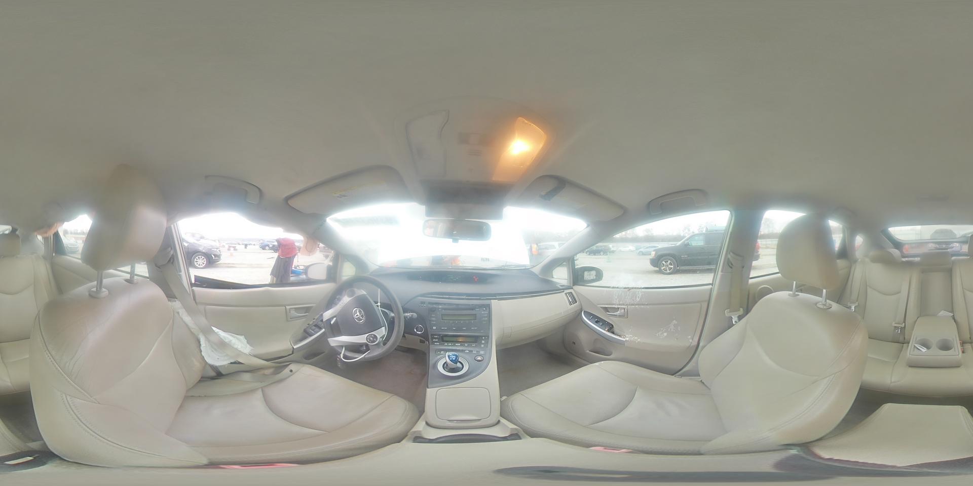 2011 TOYOTA PRIUS