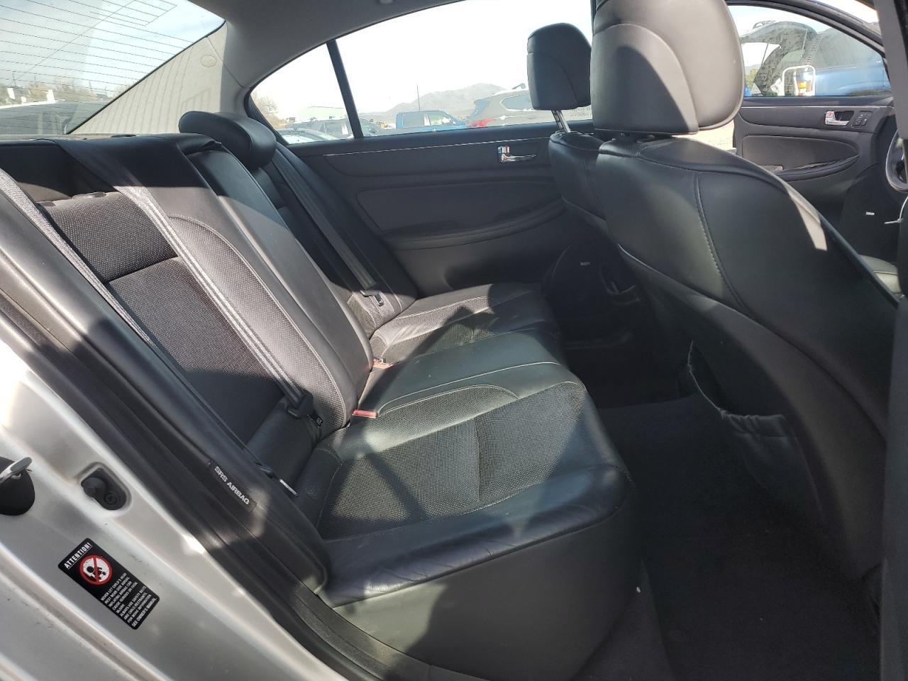 2009 HYUNDAI GENESIS