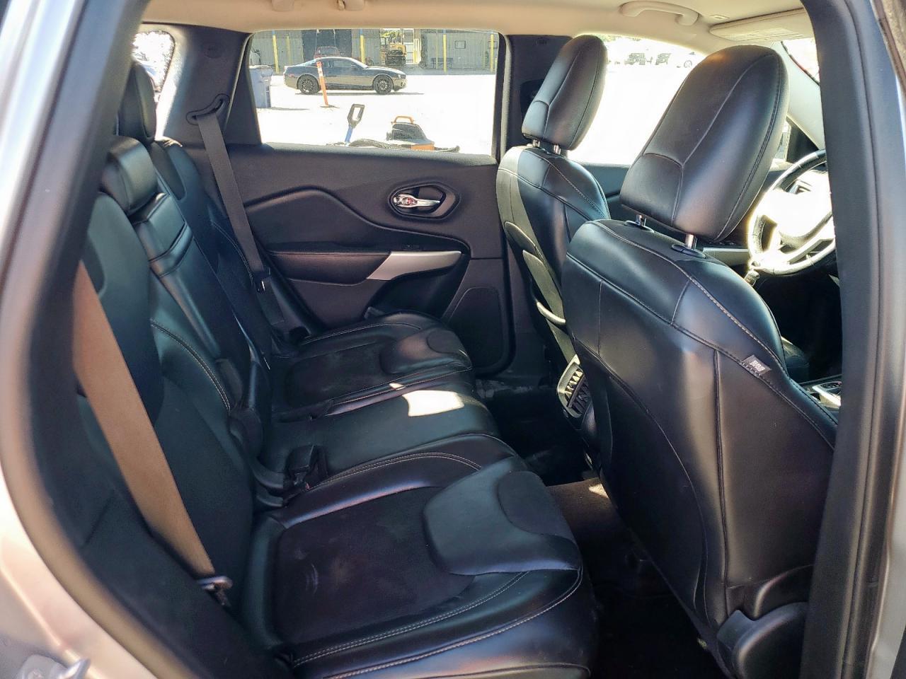 2018 JEEP CHEROKEE