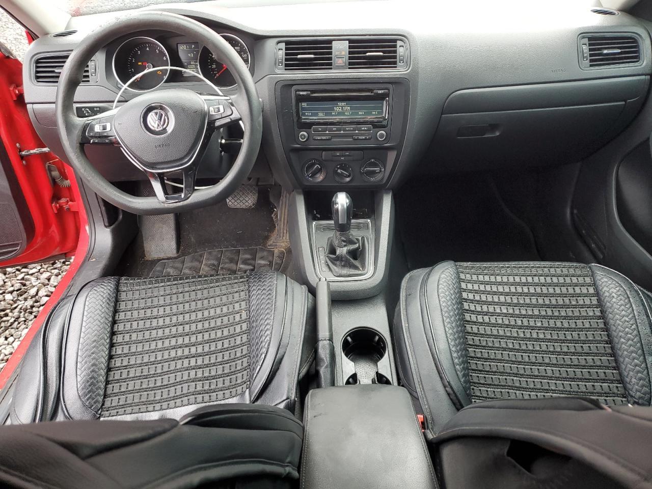 2015 VOLKSWAGEN JETTA