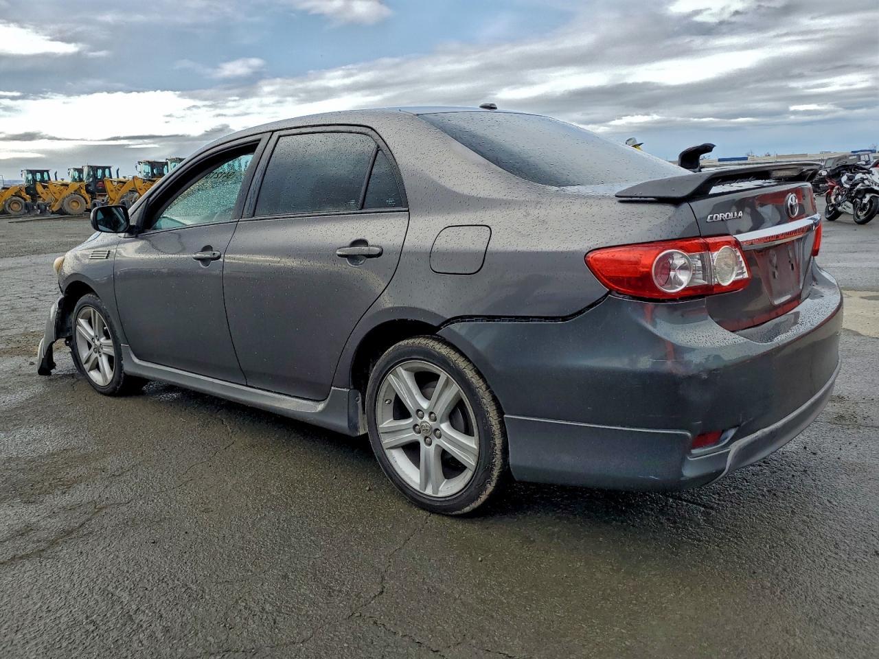 2013 TOYOTA COROLLA
