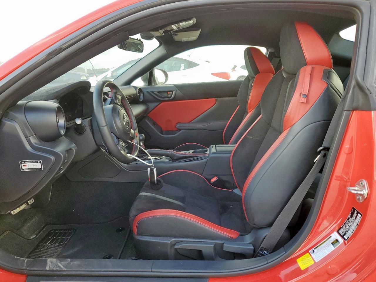 2024 TOYOTA GR 86