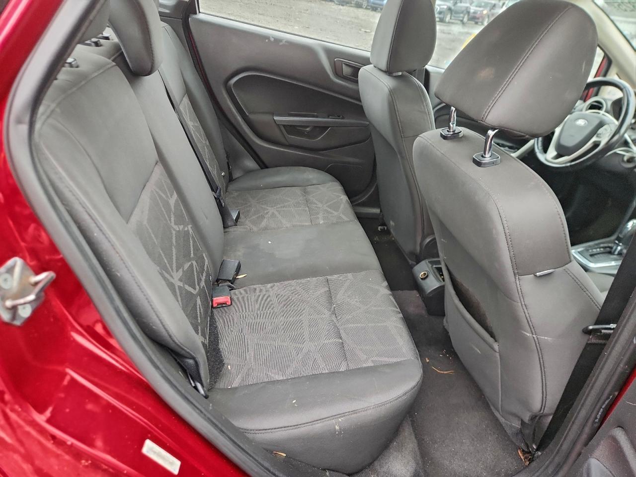 2013 FORD Fiesta