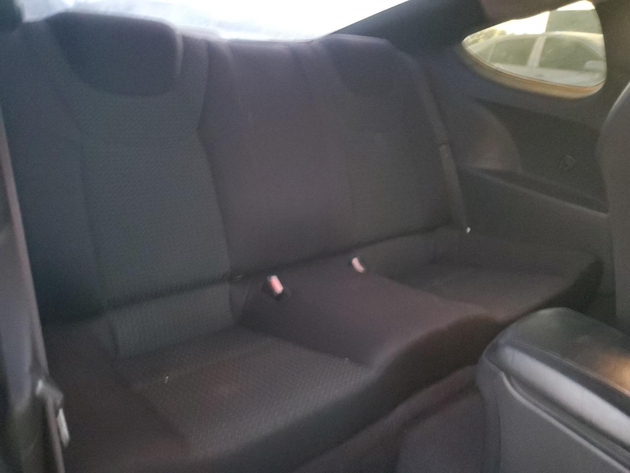 2010 HYUNDAI GENESIS