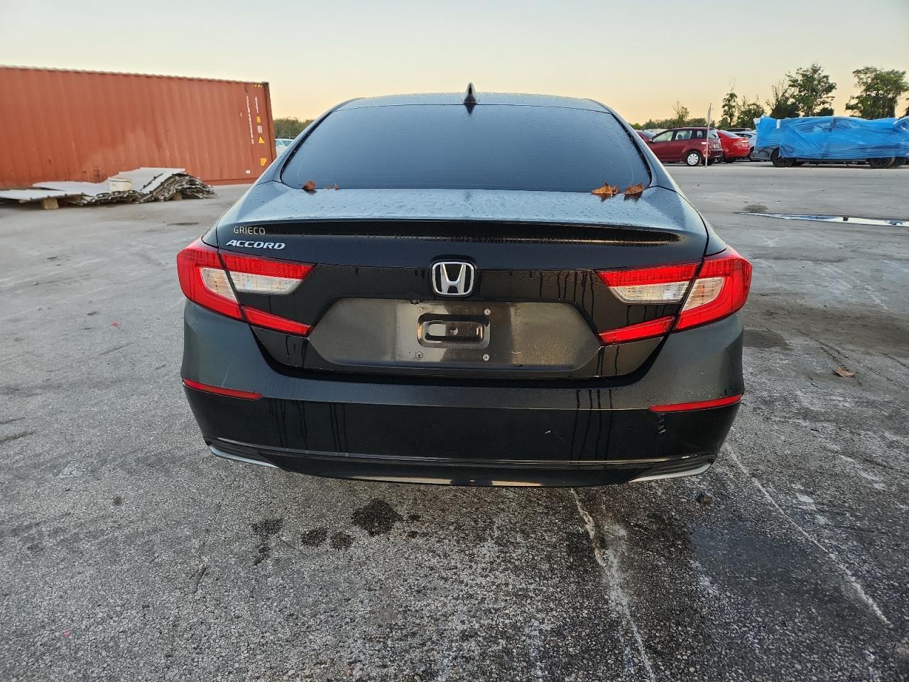 2018 HONDA ACCORD