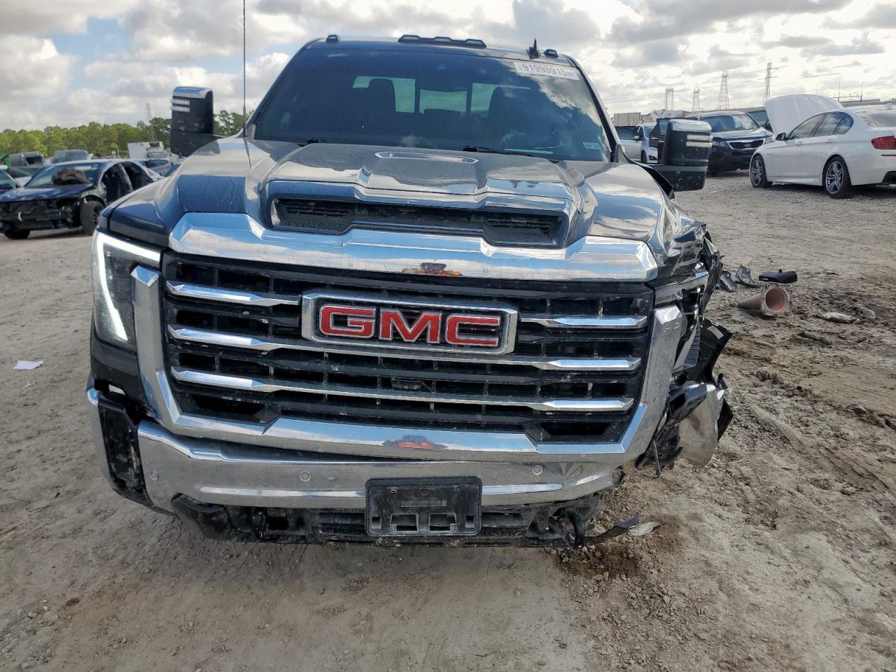 2024 GMC Sierra