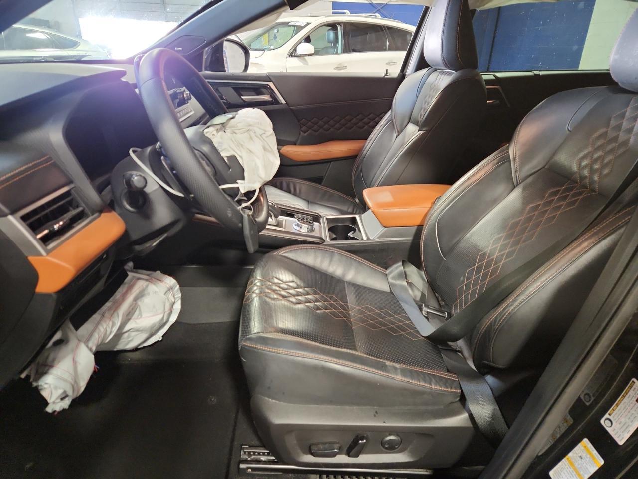 2022 MITSUBISHI outlander