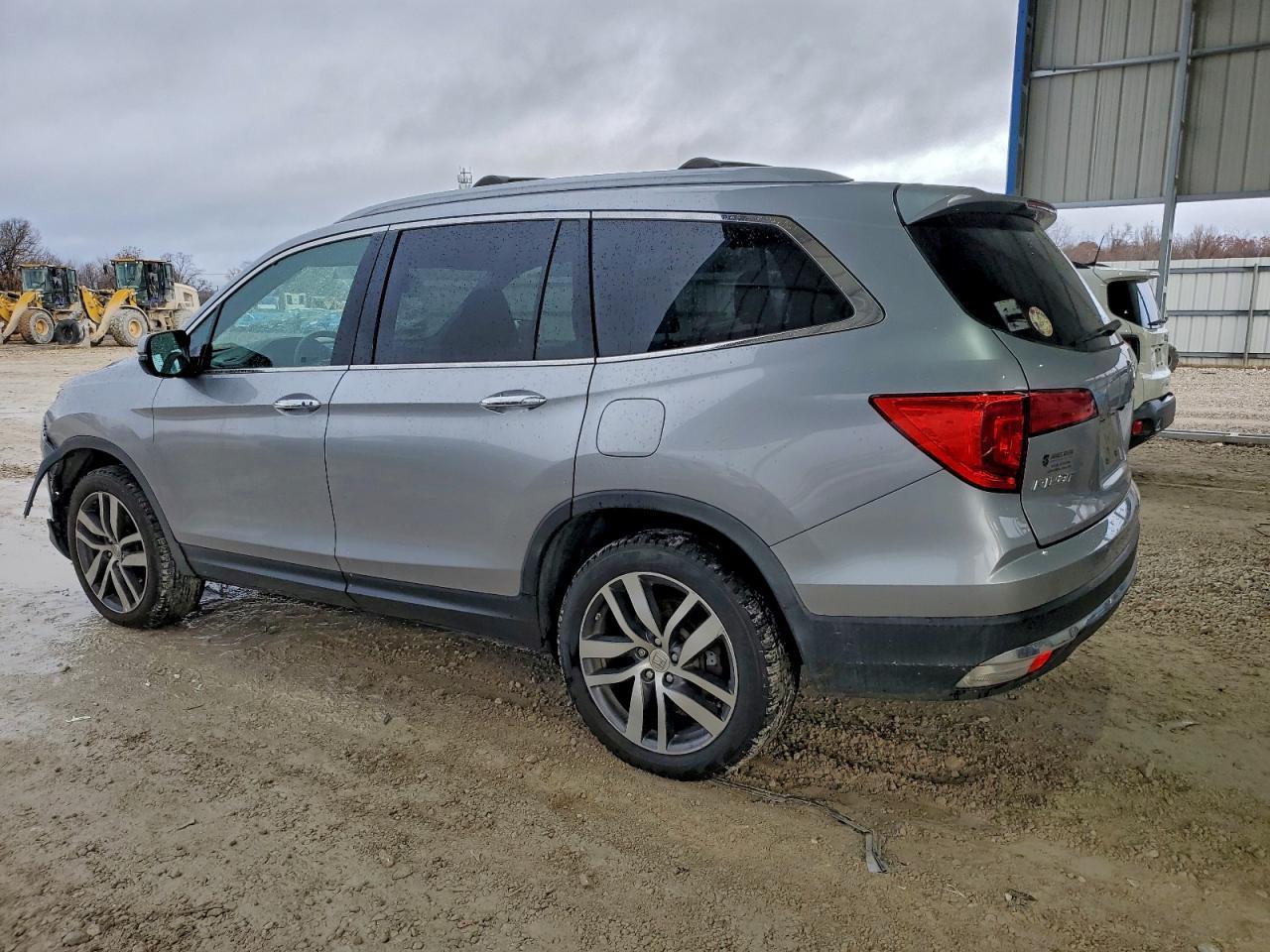 2017 HONDA PILOT