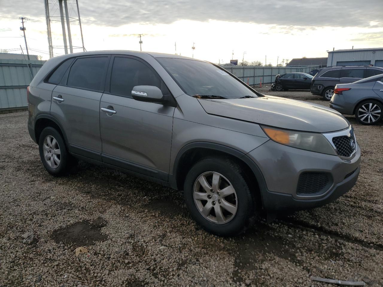 2012 KIA SORENTO