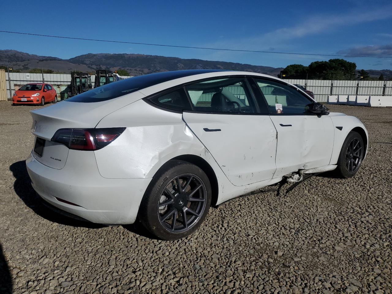 2021 TESLA MODEL 3