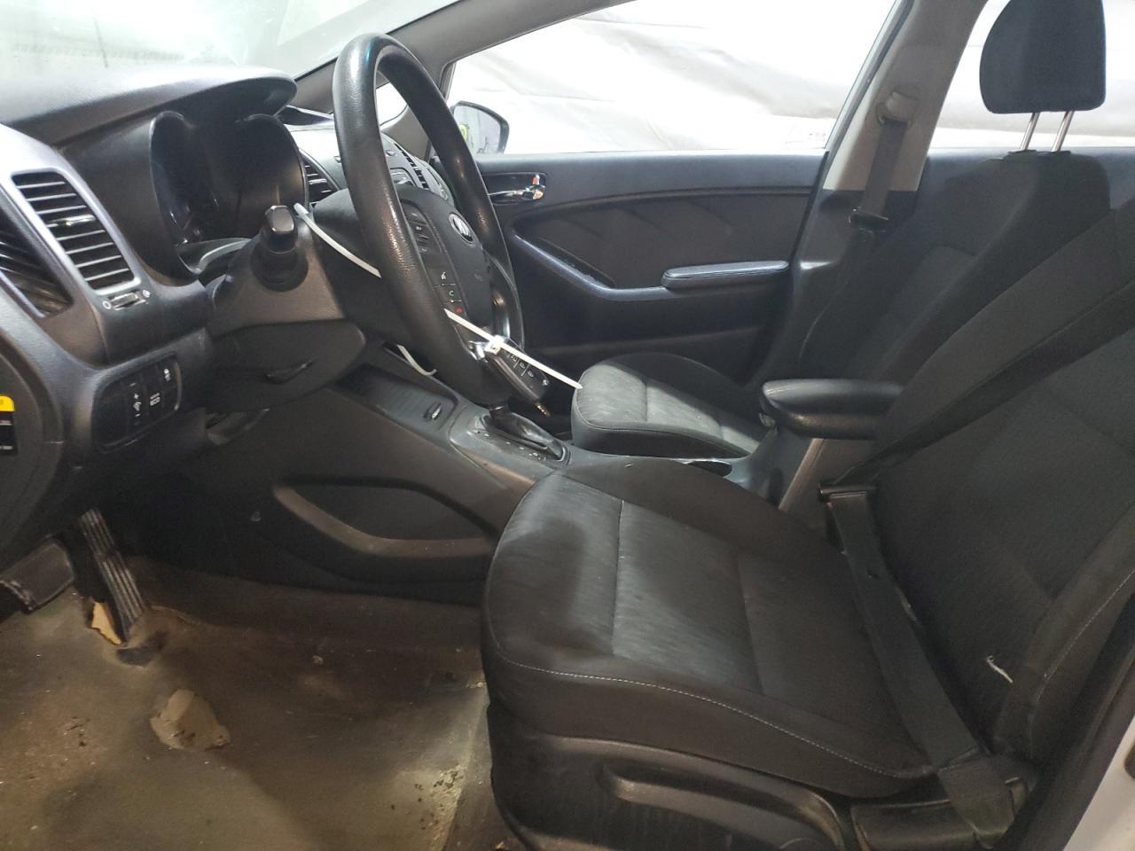 2016 KIA FORTE