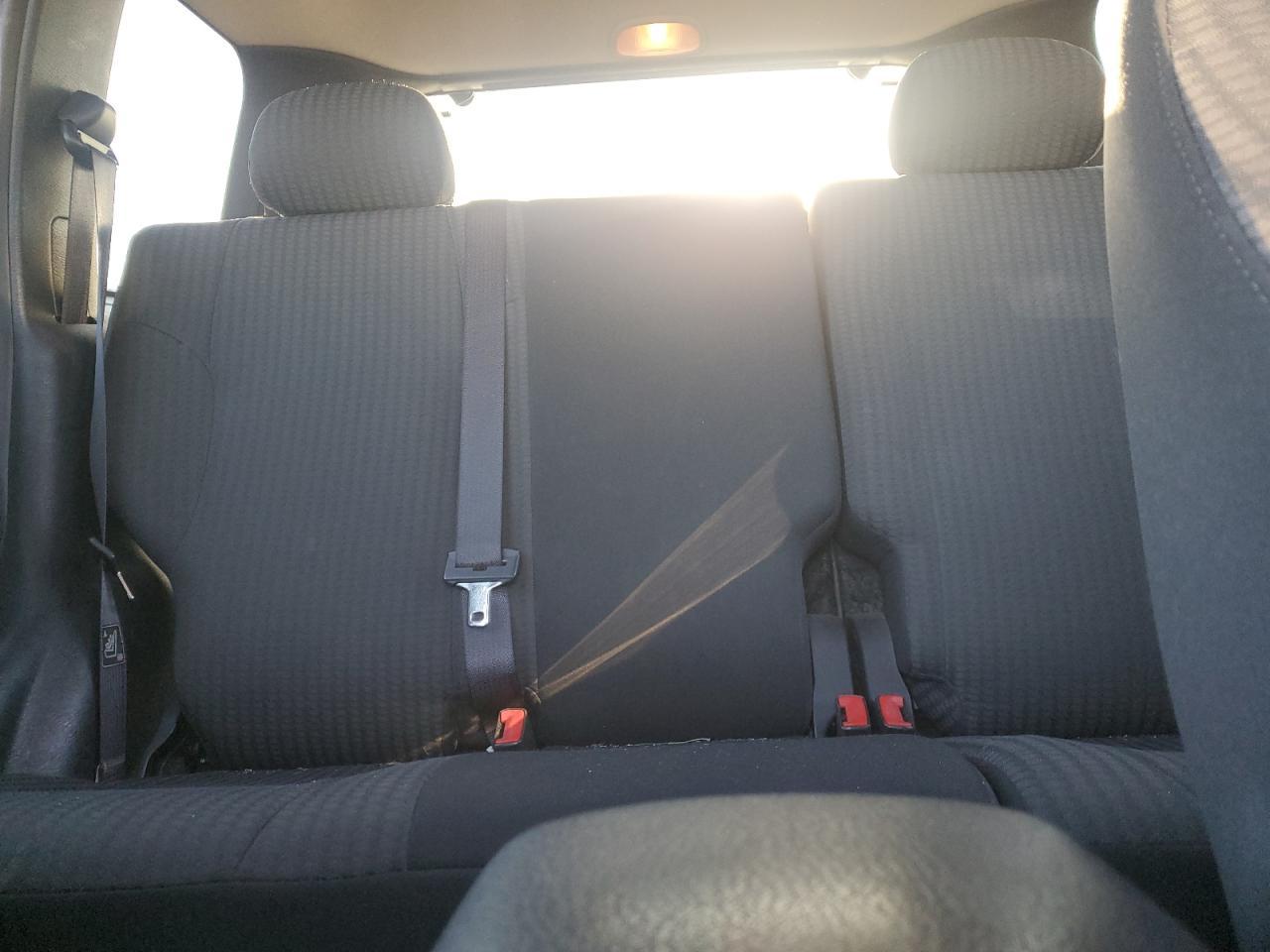 2004 JEEP Liberty