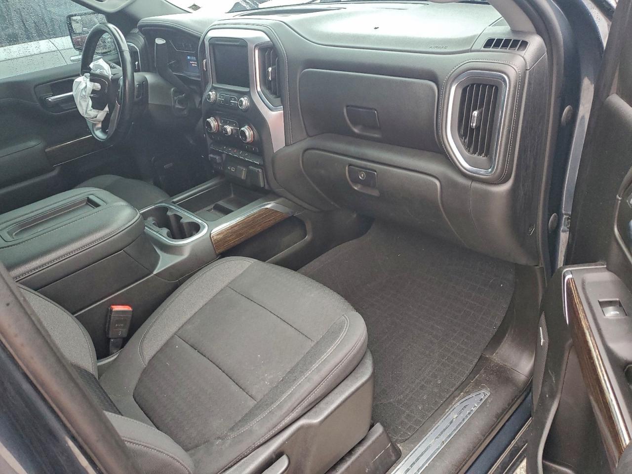 2021 GMC Sierra