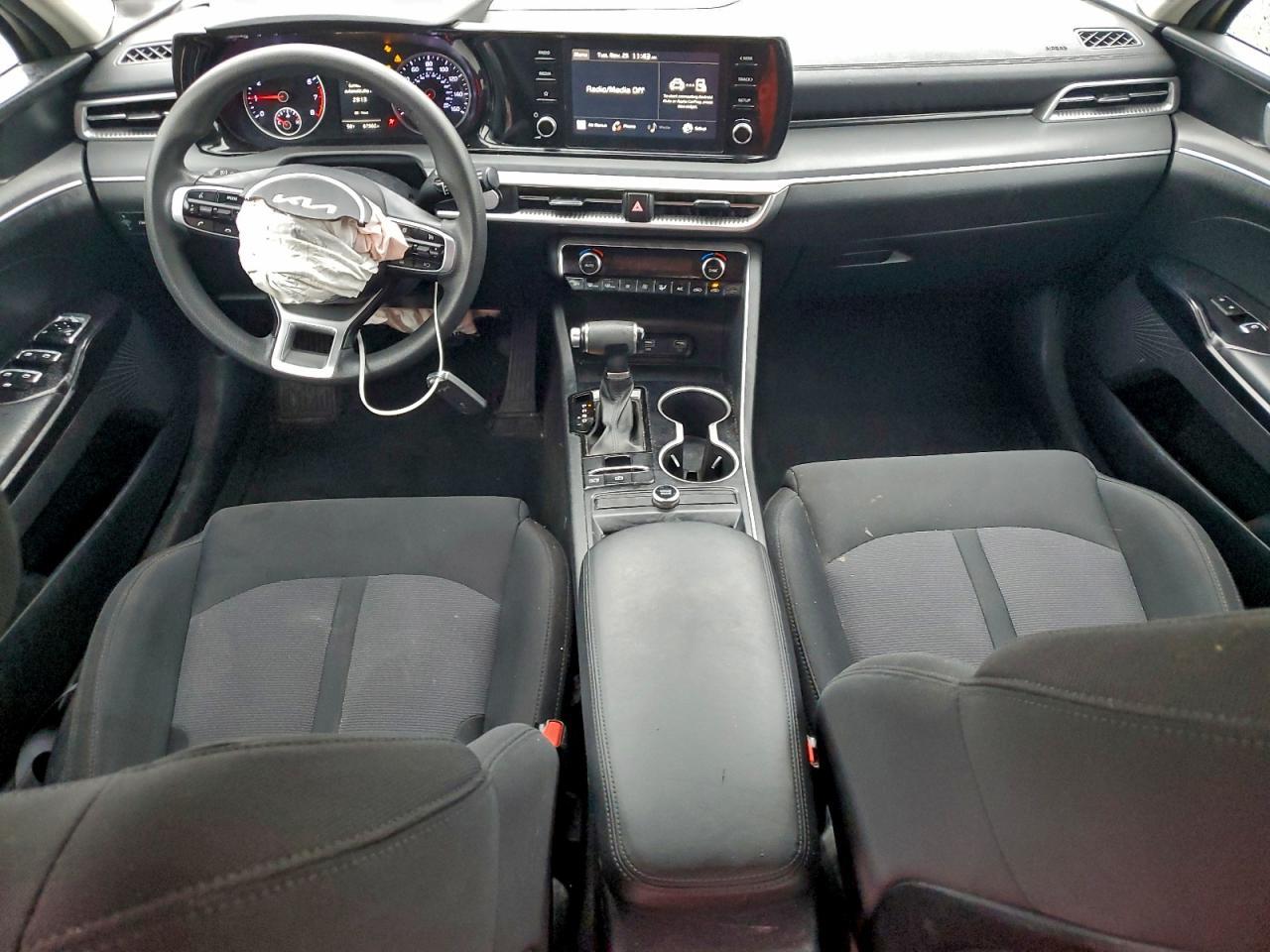 2022 KIA K5