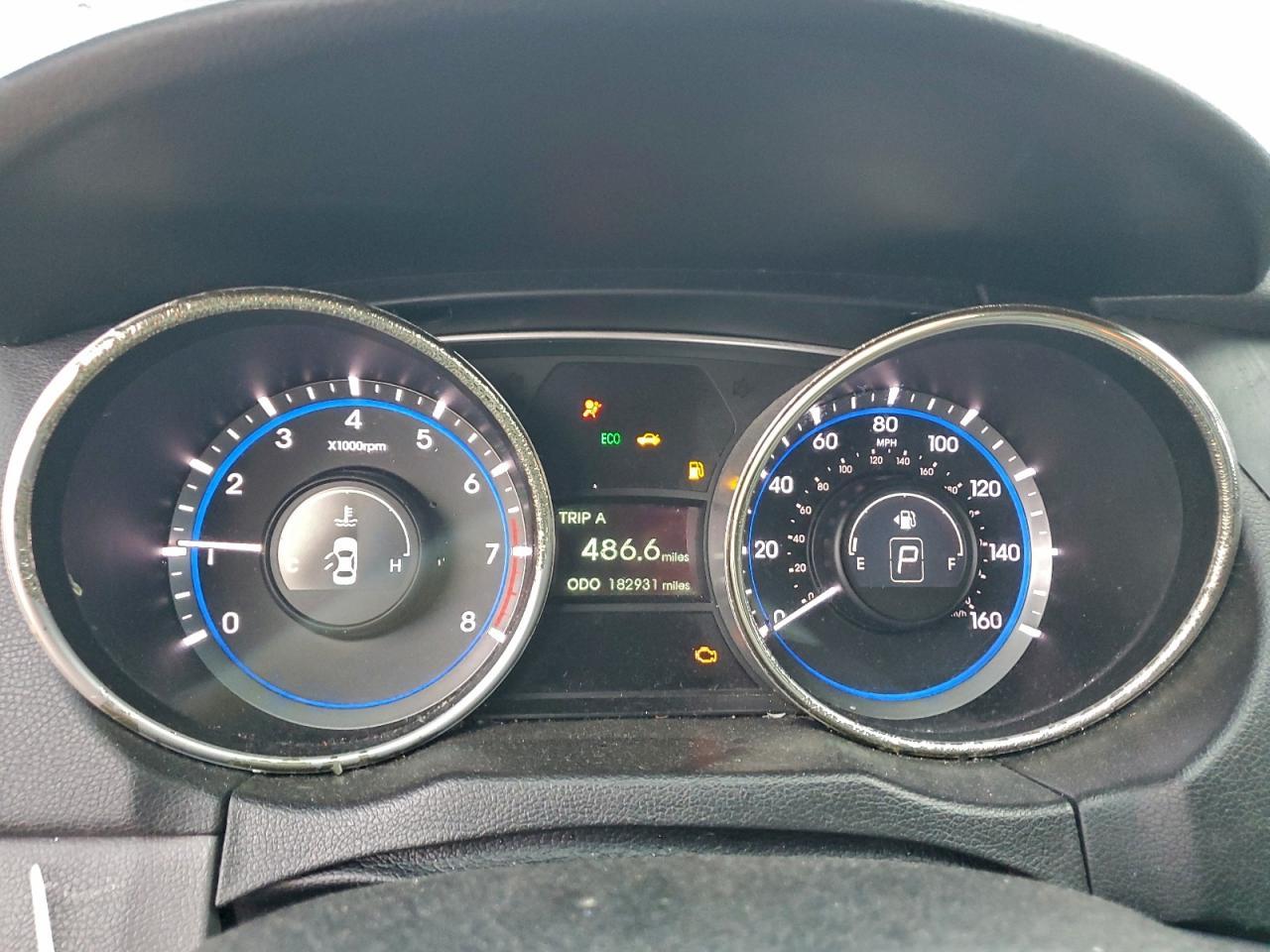 2011 HYUNDAI SONATA