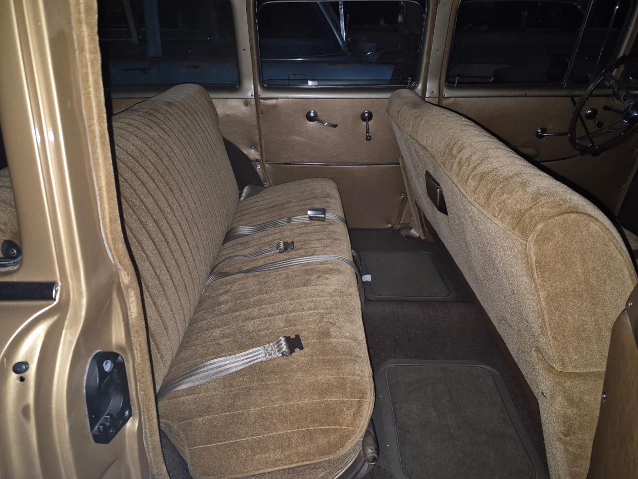 1957 CHEVROLET Nomad