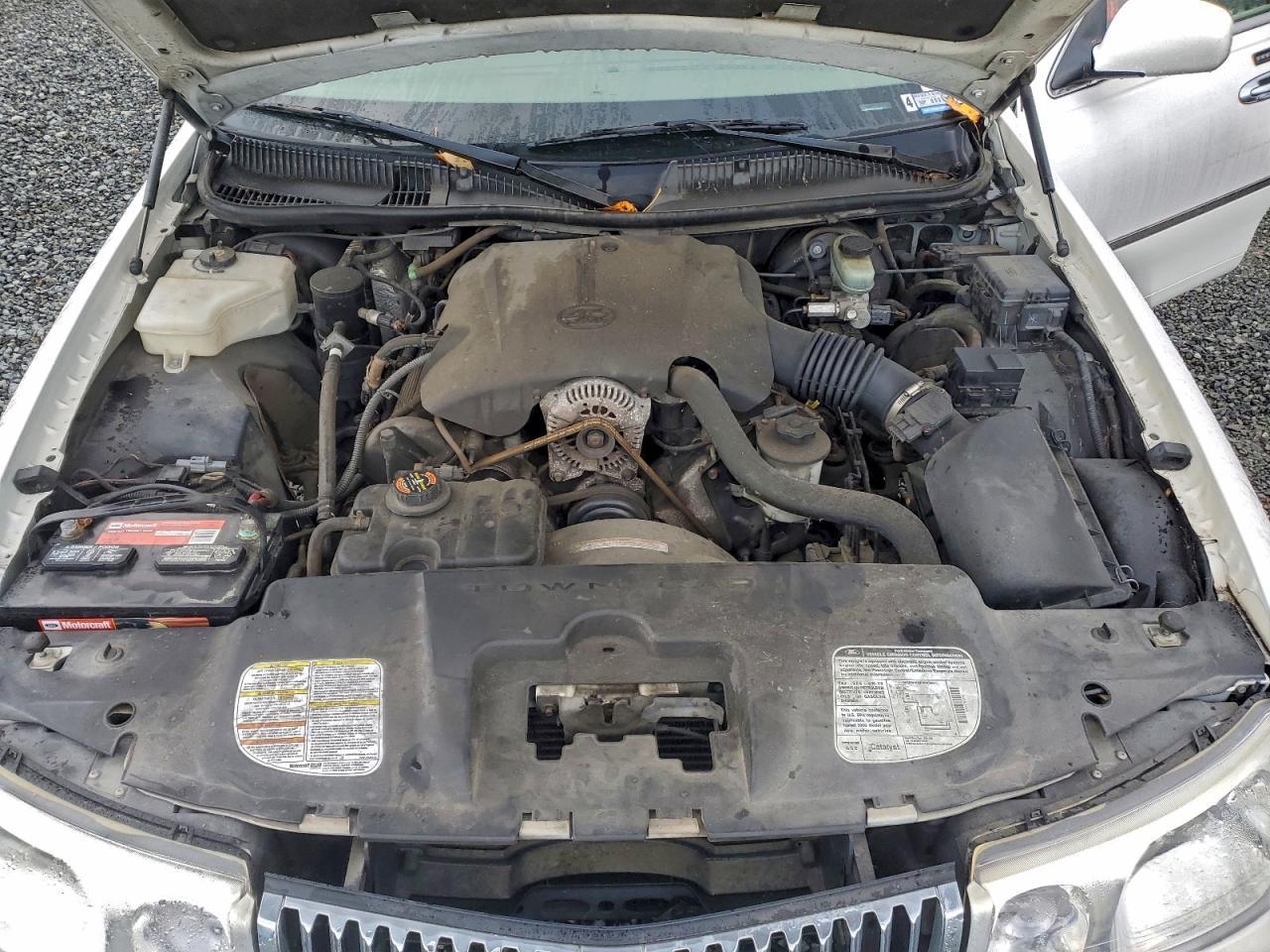 2000 LINCOLN Town Car
