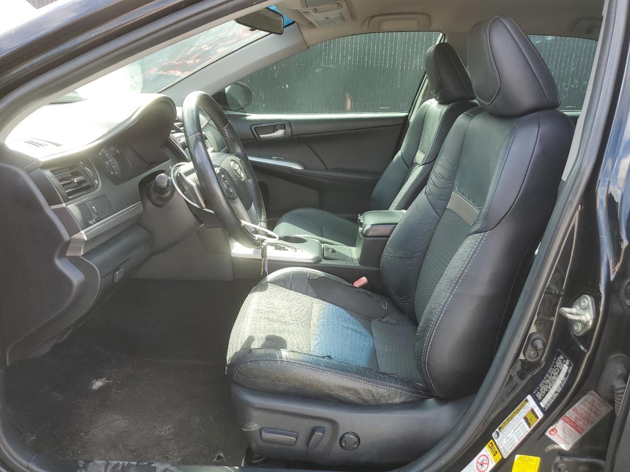 2014 TOYOTA CAMRY