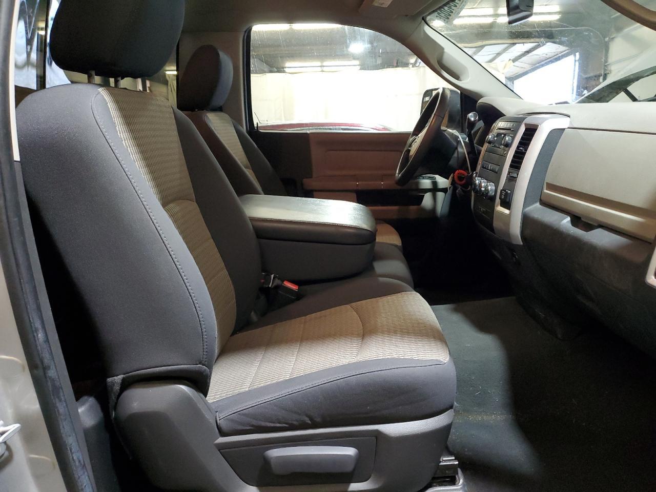 2012 DODGE Ram 2500