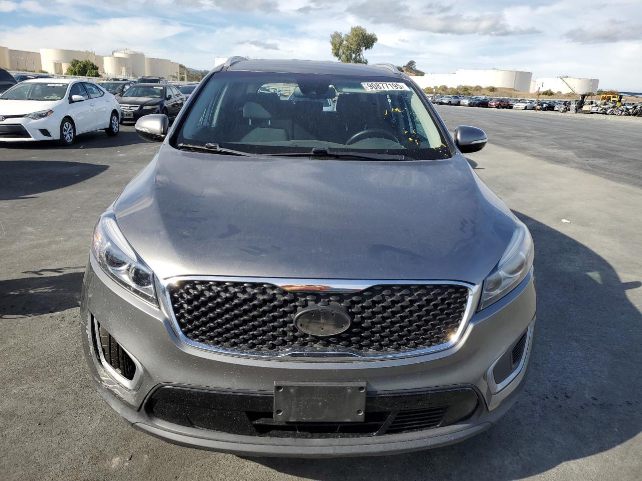 2017 KIA SORENTO