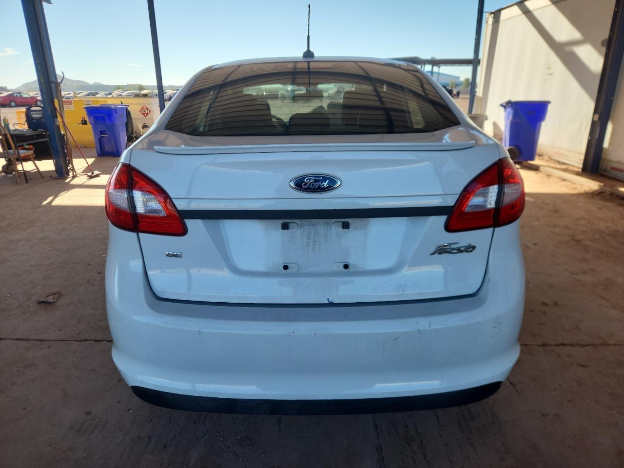 2012 FORD Fiesta