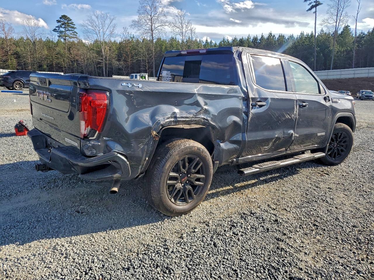 2022 GMC Sierra